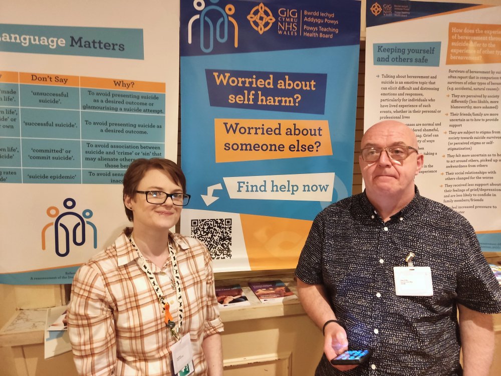 PAVOMH's tweet image. Powys has a new Suicide &amp;amp; Self Harm Forum working to prevent suicide &amp;amp; self harm as well as supporting those bereaved by #suicide.

Lucy Taylor of @PAVOtweets tells us more about the recent launch day:

👉bit.ly/PowysSuicideFo…👈

#SuicideForumPowys #SuicideSurvivors #MidWales