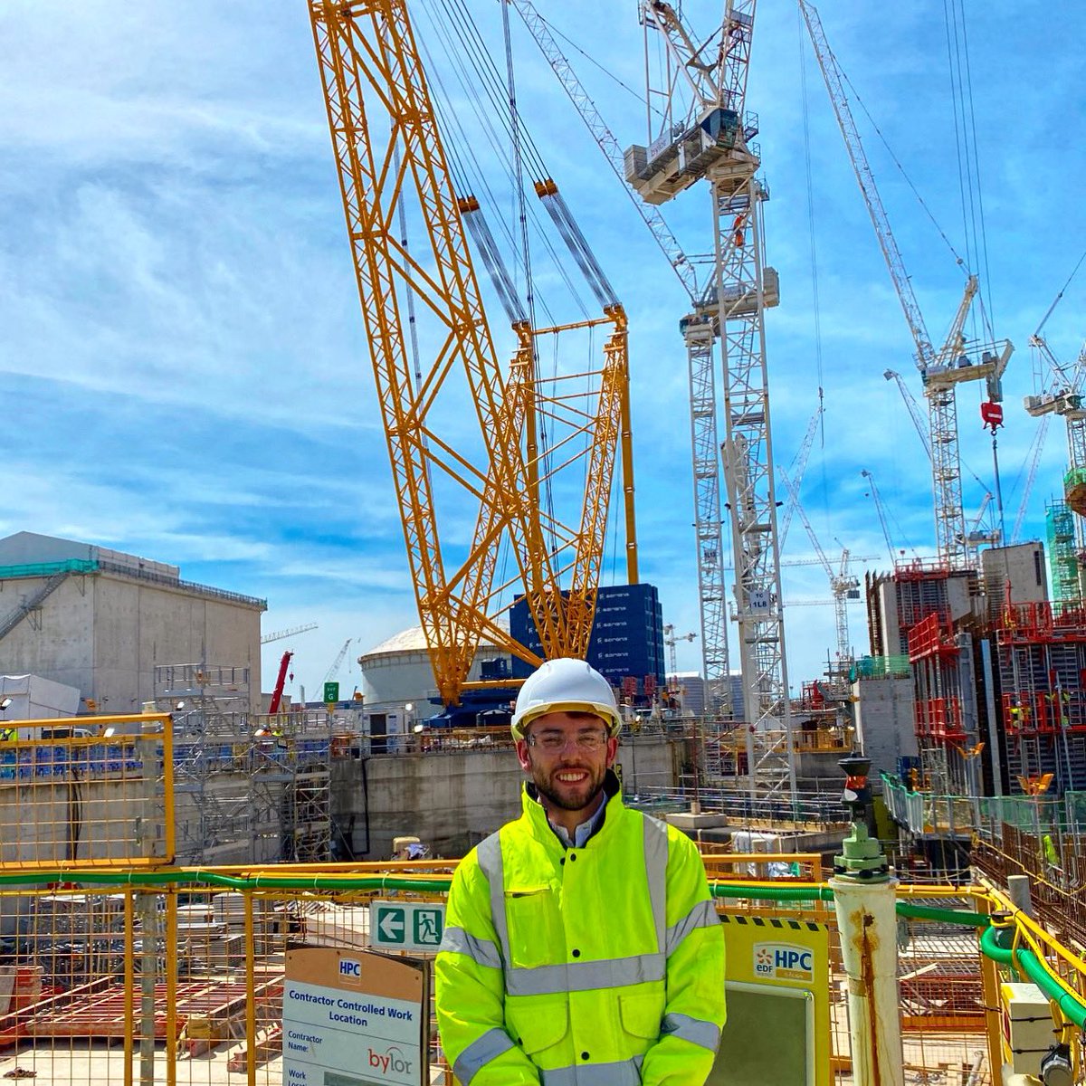 One of our newest team members is Graduate Engineer Chris Wonnacott 🙌 He has been on site at Hinkley Point C for the past week, find out more here… 
linkedin.com/posts/craddys_…