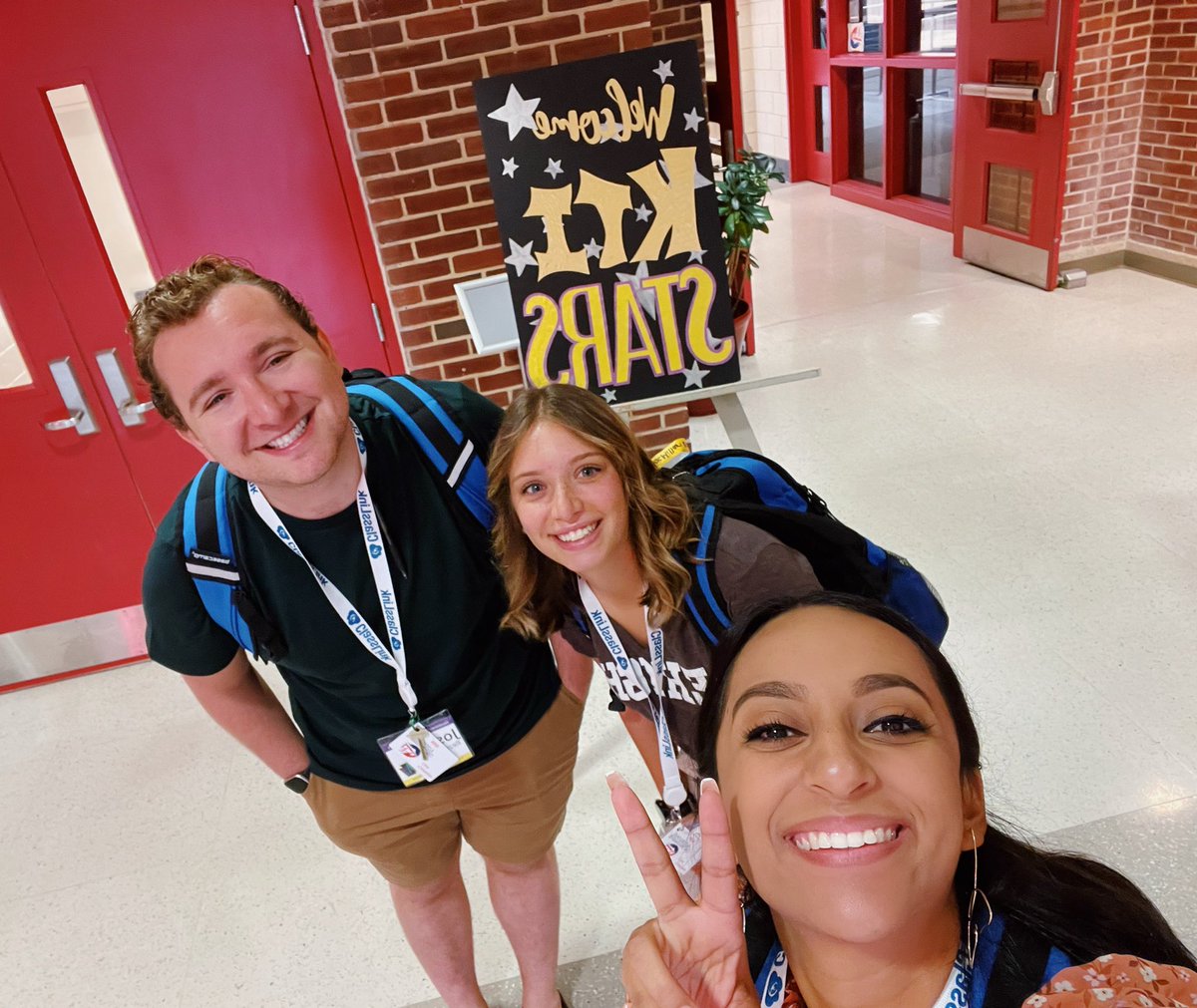 MissMendoza__'s tweet photo. Ready for Day ✌🏽 of KTI STAR Summit!!! 

Eager to learn and add more instructional strategies to my teacher  toolbox ✨
•
•
#KTI2022 #KTISTAR #PAECT #KTISummit #KTIfamily #NiceMatters https://t.co/RECd5J0Mbp