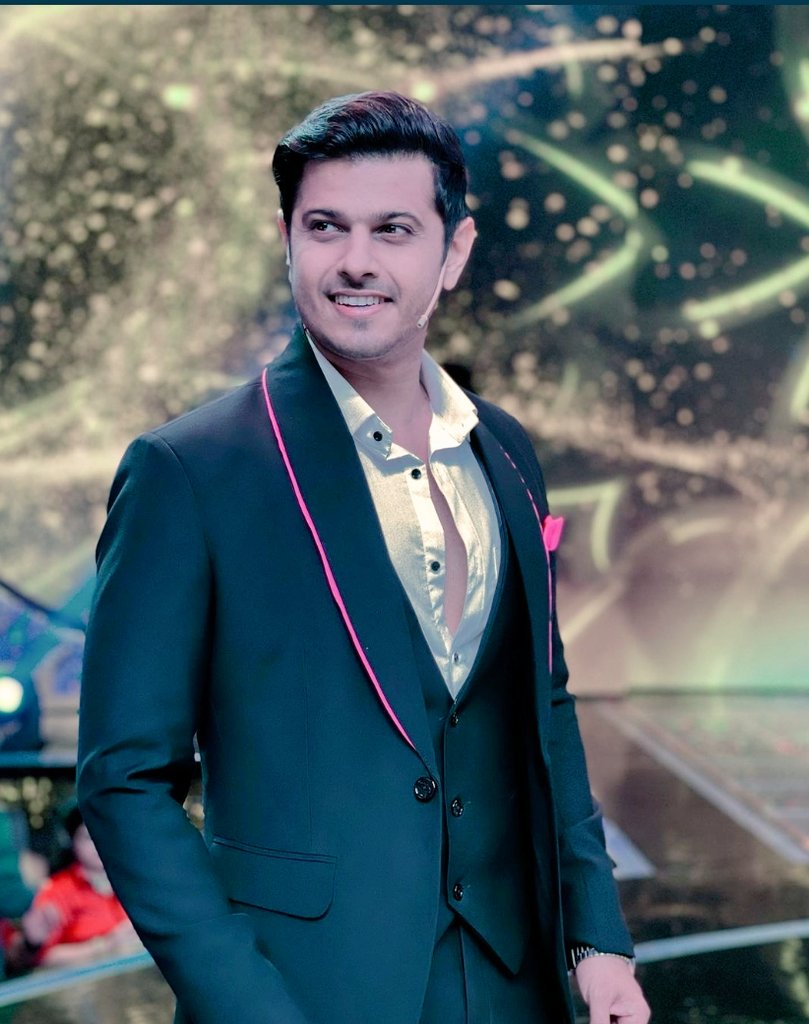 Aishwar21664095's tweet photo. Mr. handsome🔥

#NeilBhatt #AishwaryaSharma #Neiwarya #NeilkiAish https://t.co/1oCoWtqyCA
