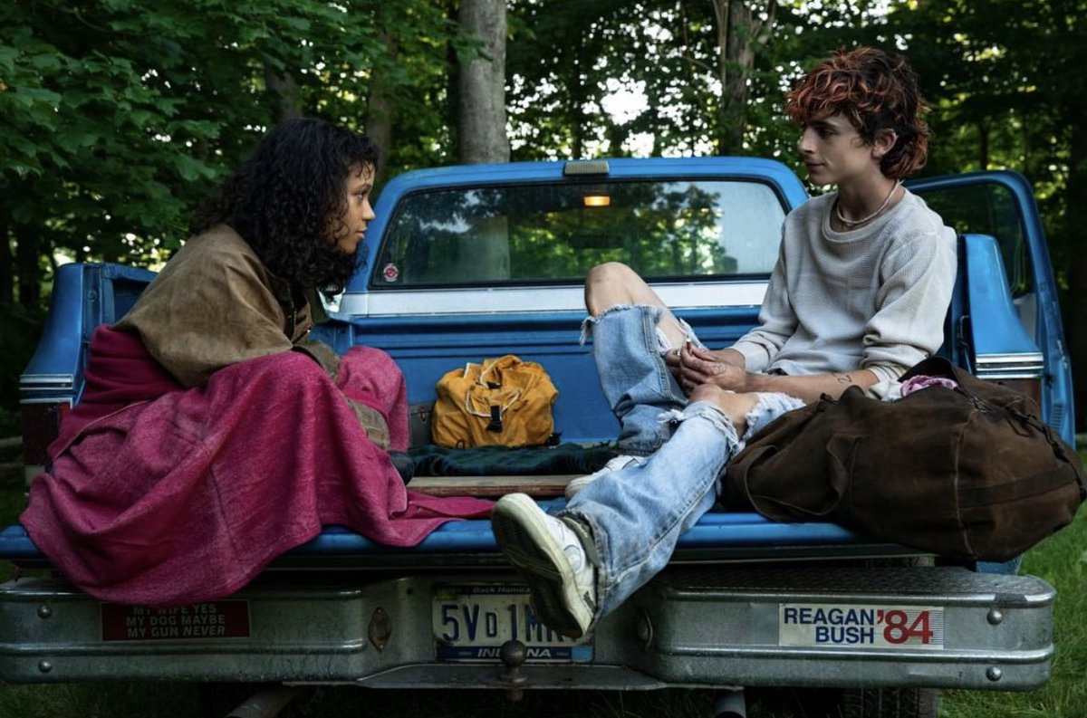 tchalametupdate's tweet photo. Timothée Chalamet and Taylor Russell in Luca Guadagnino’s ‘Bones &amp; All! https://t.co/XwiqNeel7X
