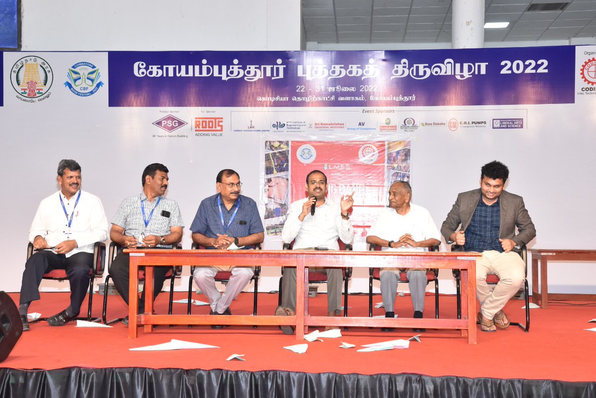 CollectorCbe's tweet photo. Big Bang_ Let's Make Science Simple ! 1200+ students attended the interactive Science Education program. Conceived by Mr.Asok of LMES Academy, sponsored by Dr.A.V.Varadarajan, AV Group in the background of Coimbatore Book Festival 2022 @CBF2022_offl
#EnjoyLearning
@tnschoolsedu https://t.co/cYW6tVpUho
