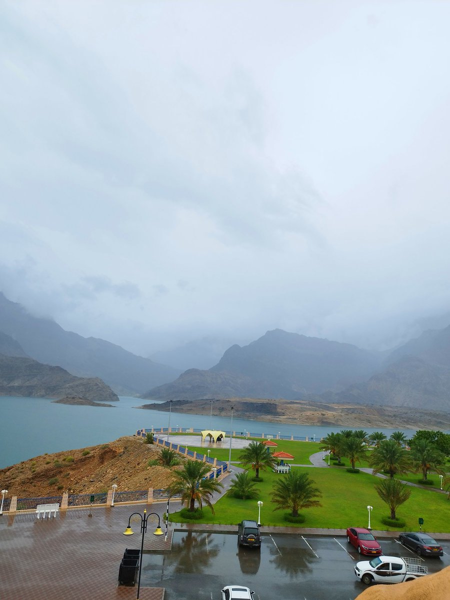 صورة اليوم من سد وادي ضيقه ولاية #قريات
#منخفض_السيل_الخصيب