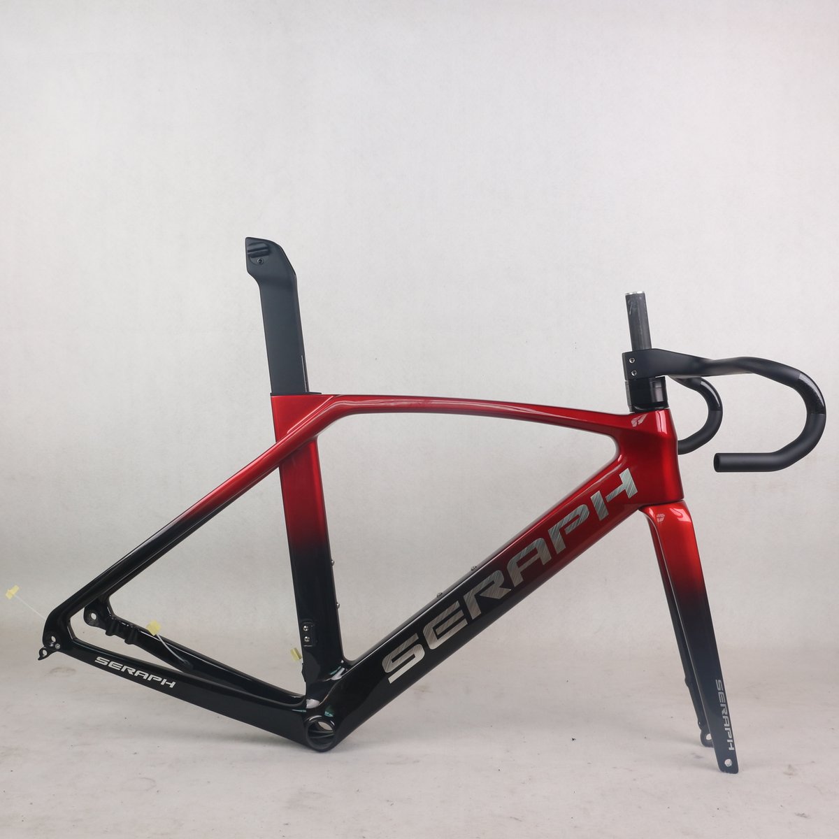 SeraphRose5's tweet photo. Full Carbon Fiber t1000 47/50/52/54/56/58/60cm Hidden Cable Disc Brake Road Bike Frame TT-X34 Max tire 700*30C #bicycle #bicycleporn #bikepaint #roadbike #bicyclelove #cycling #bicyc #cyclinglife #bicycling #bikepacking #bicicletta #bici #bicicleta #bikeworld #buongiorno https://t.co/hG7X03fAkd