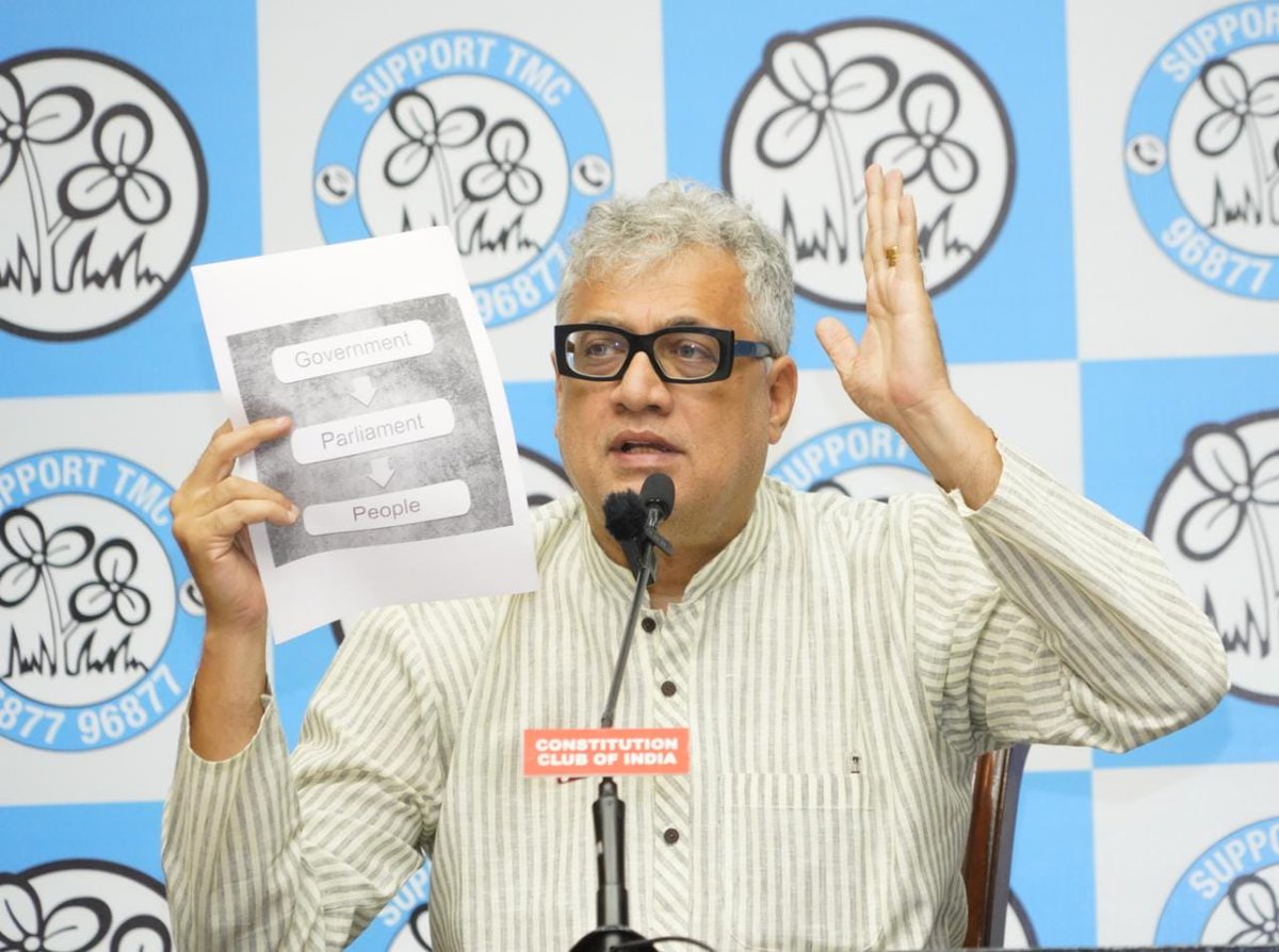 AITCofficial's tweet photo. WHO BENEFITS WHEN PARLIAMENT DOES NOT RUN?

Shri @derekobrienmp, Parliamentary Party Leader, Rajya Sabha and Dr @mukulsangma held an important Press Conference in New Delhi today. Glimpses 👇🏼 https://t.co/MFcqkasW3D