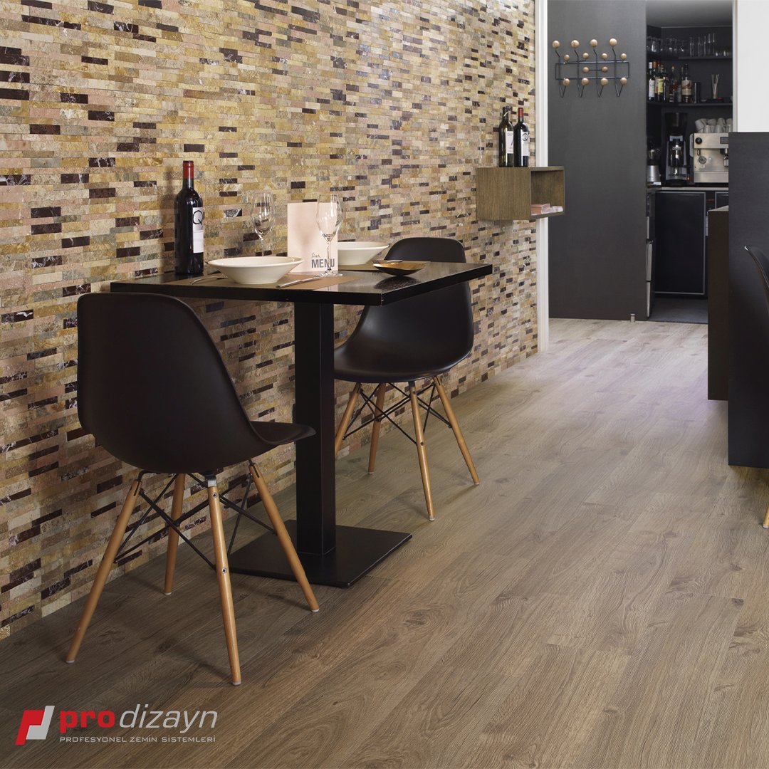 Berry Alloc Alüminyum Kilitli Parke sizi asla yarı yolda bırakmaz.

✔Bakımı Kolay
✔Suya ve Neme Karşı Dayanıklı
✔Çizilmeye Karşı Dayanıklı

#prodizayn #zeminkaplama #berryalloc