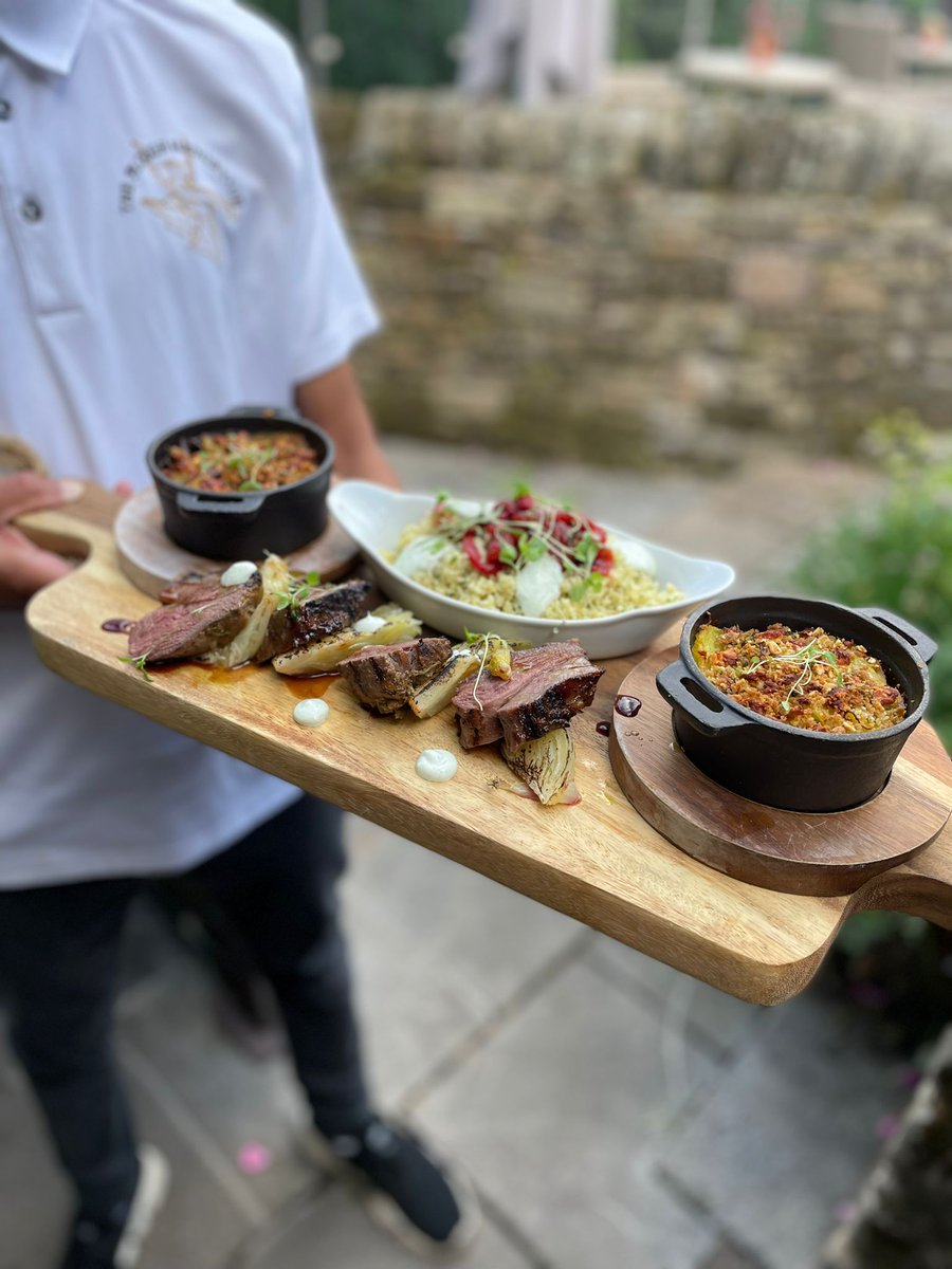 ploughhather's tweet photo. Have you tried our Persian Lamb sharing board? 🇮🇷 Melt in the mouth pieces of fragrant lamb with all the trimmings! 

#eatdrinkexplorepdd #hathersagefood #hathersage #persianlamb #sharingboard #countryhotel #gastropub #derbyshiredining https://t.co/MrYdEuTzu7
