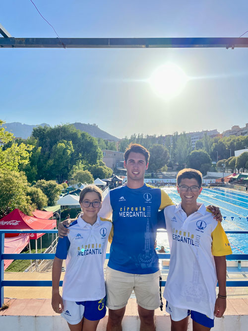 🥈🥉Nuestra nadadora alevín Rebeca Probert logró una plata y dos bronces en el campeonato nacional 

mercantilsevilla.com/deportes/natac…