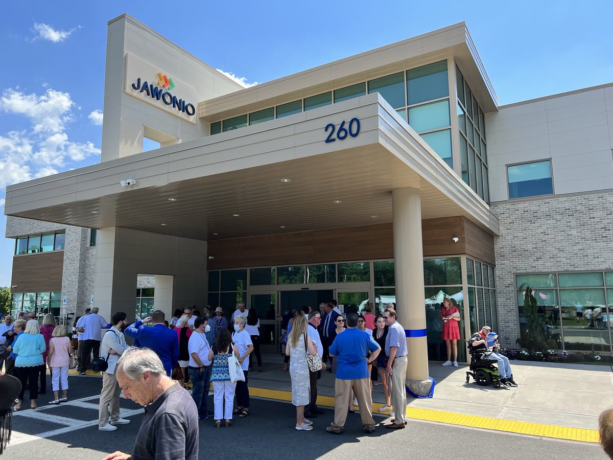 _dianahess's tweet image. @GovKathyHochul announced on Friday 7/22 the completion of the $20 million @Jawonio campus in New City. Jawonio is the largest provider of lifespan services in the Hudson Valley for those with developmental disabilities,behavioral health challenges and chronic medical conditions.