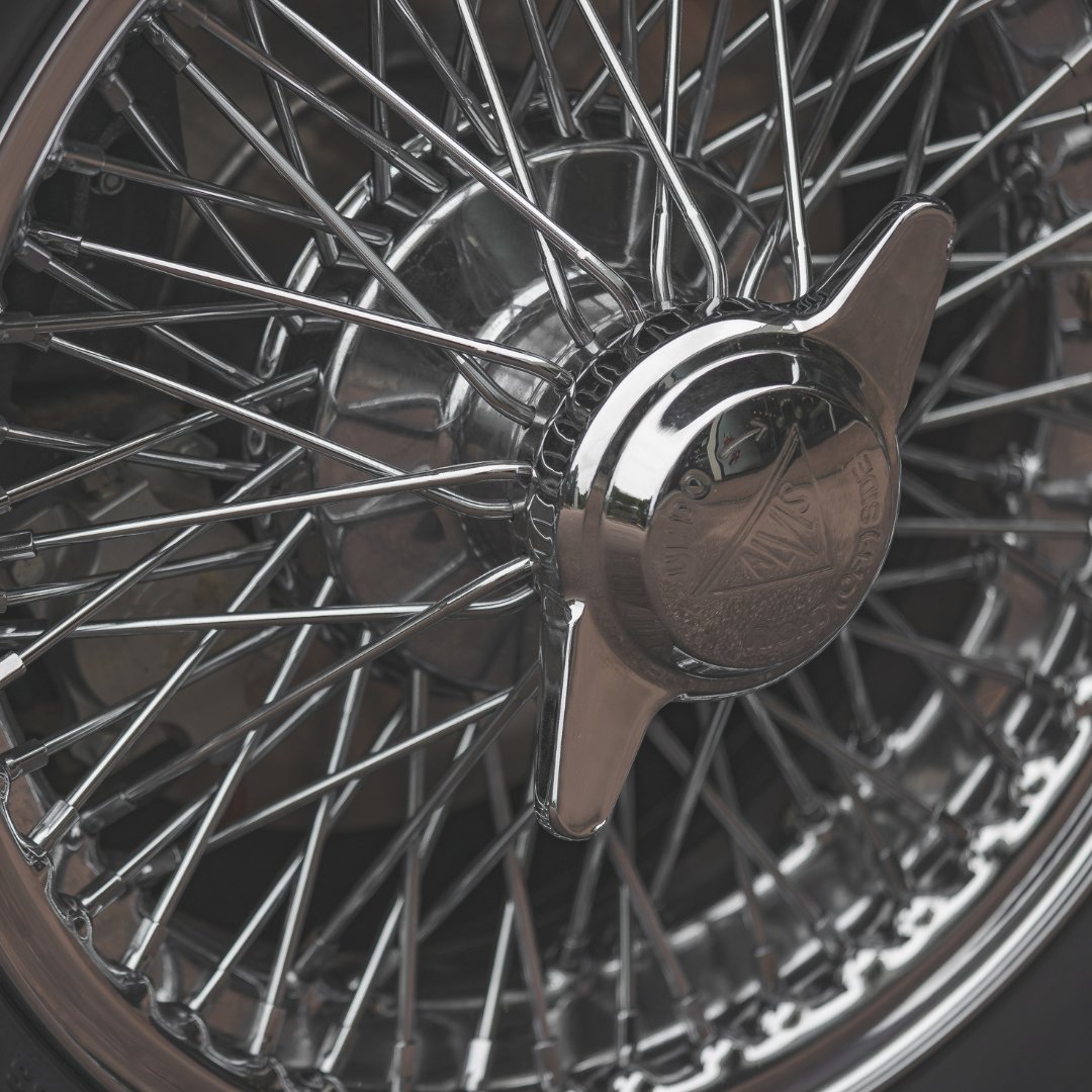 AlvisCarCompany's tweet photo. Up close and personal with a #ContinuationSeries Graber....

#AlvisCars https://t.co/6R8yzhhCBW
