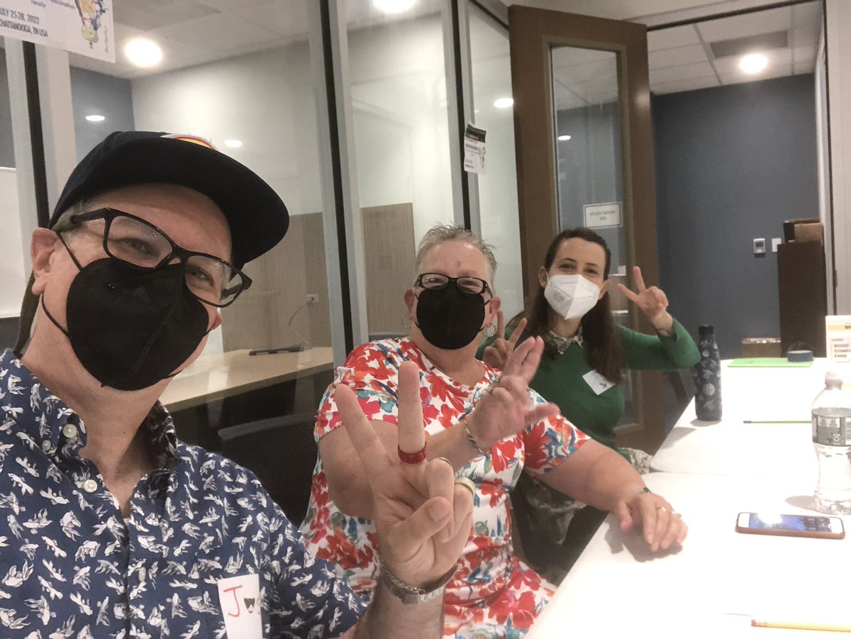 joshburker's tweet photo. Registering participants with @TechnoAngela, @garystager opening remarks, and project generation at #cmk22 https://t.co/67Noojwmm7