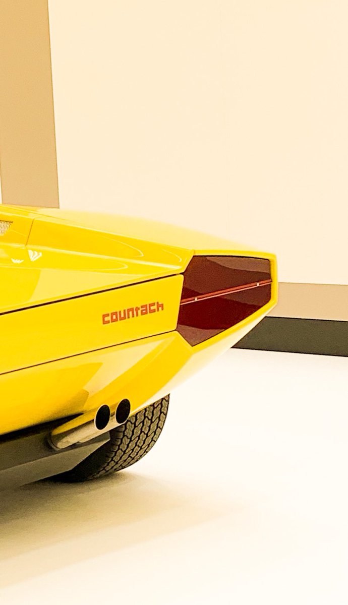 LaMontre18's tweet photo. Archives de Retromobile 2022 📸 https://t.co/sDC1nlkEKJ