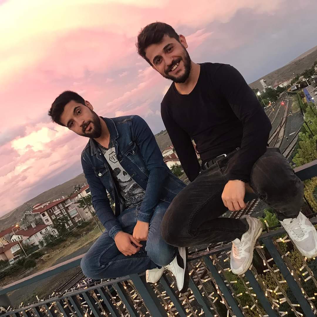 Bıraktığınız yerde bulabileceğiniz birisi değilim.