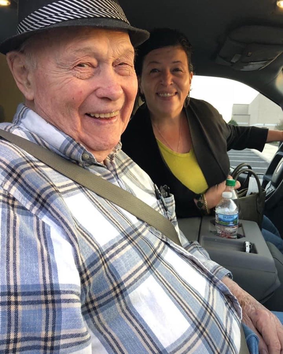 _katiedid__'s tweet photo. This doesn't feel real.. I miss you so fucking much Poohpah... I love you. You were supposed to go play pool last night..  you were the absolute BEST man I've ever known. #MyAngel 😇 #RIP #iwishgrandpasneverdied https://t.co/LfmhItPmij