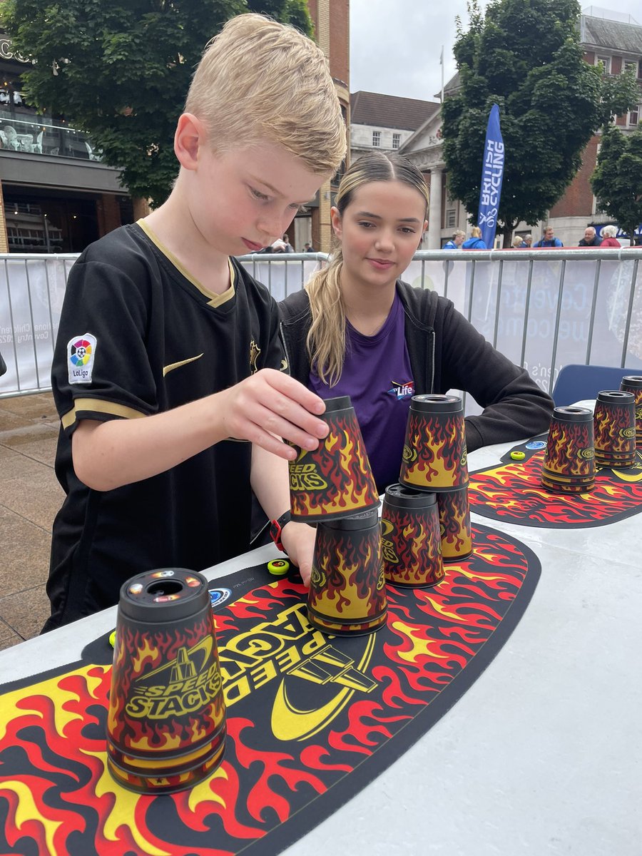 CV Life Community tweet media