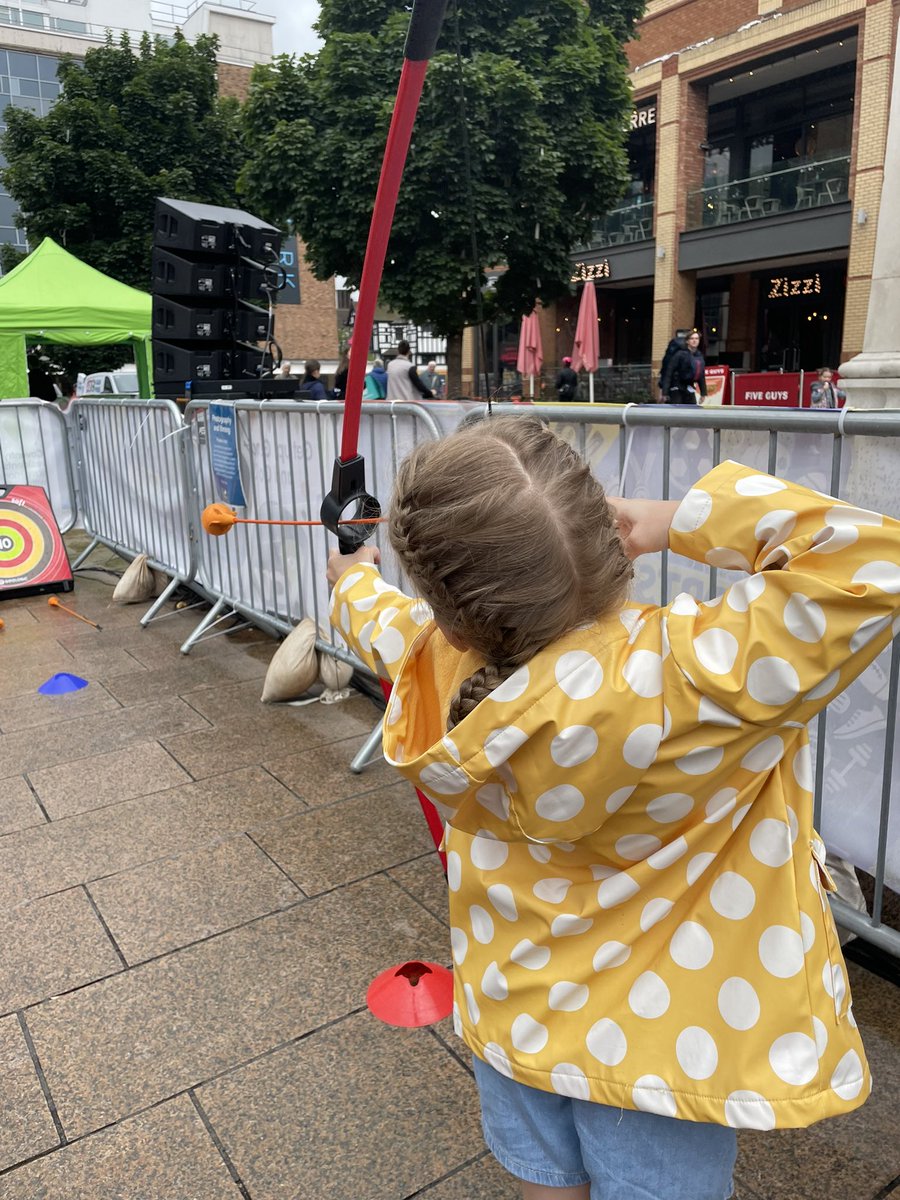 CV Life Community tweet media