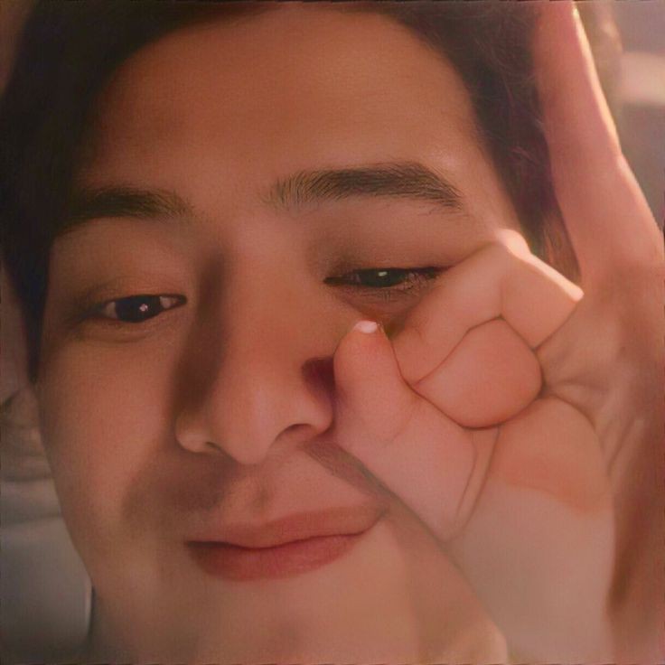 tandabahagia's tweet photo. Mungkin ini terlambat sehari tapi, selamat tanggal 25 yang ke-25 ya mas! Aduh lucunya tanggal 25 ini udah yang ke 25 kalinya.. Semoga mas bahagia terus ya! I love you so much much! Maafkan aku yang sekarang lagi agak sibuk, tapi cintaku buat mas tetep ngalir❤️😘
(@MATEHATlKA) https://t.co/8xvntzlEbl