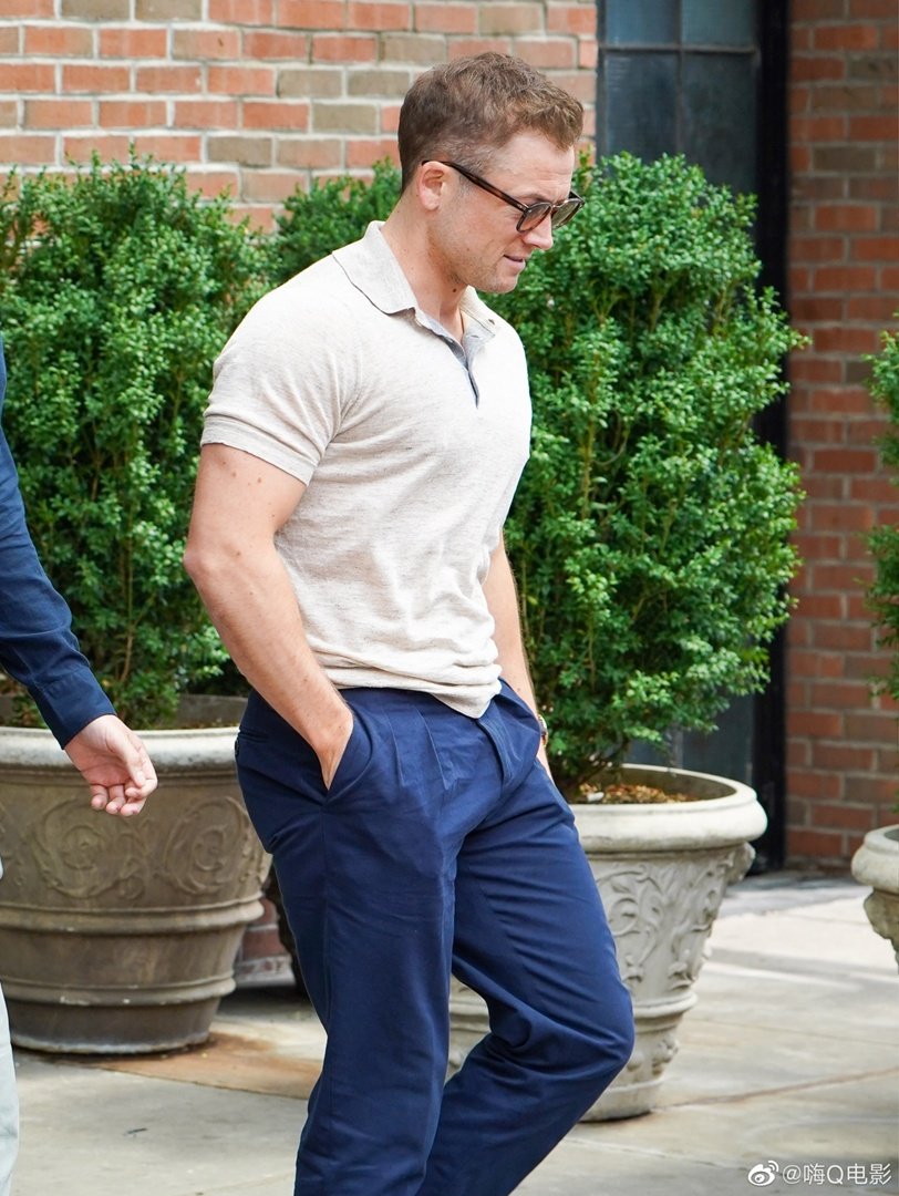 JUST EGERTON  tweet media