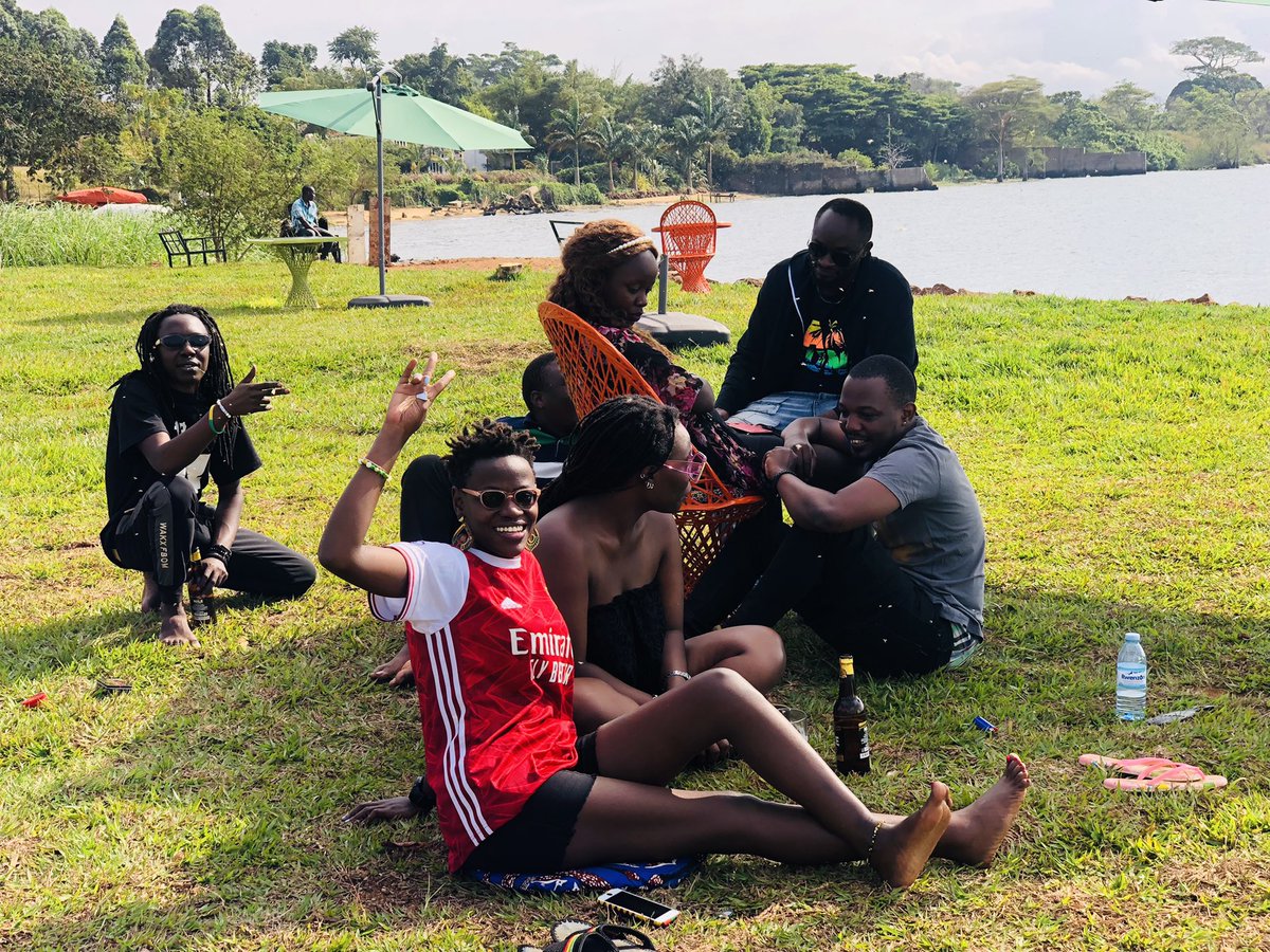 Life Beach Busabala tweet media