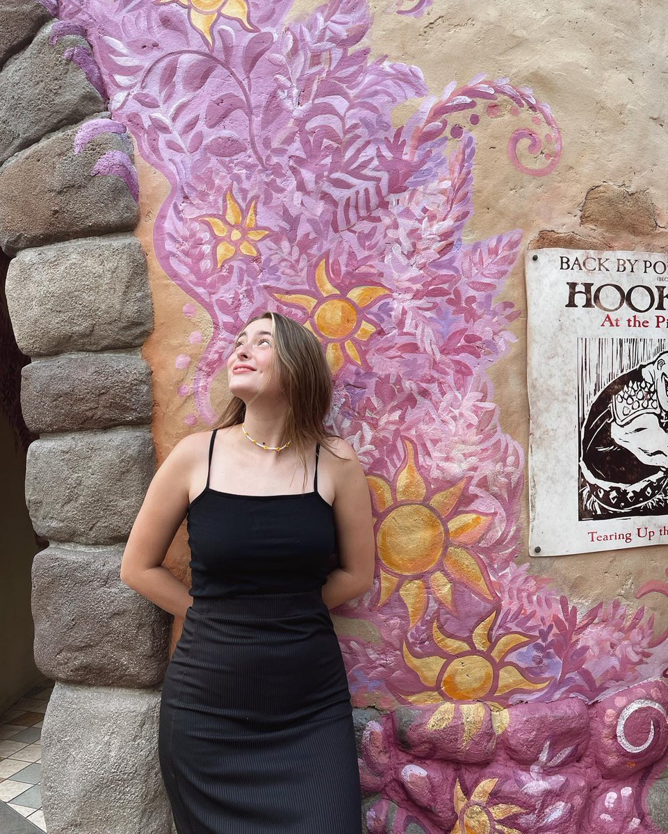 If you were looking for a sign to sign up for recruitment, here it is! GO GREEK!!!!!! 💛❤️💛❤️💛❤️ bit.ly/CCUChiOmega
#chiomega #chio #coastalcarolina #sorority #chiomegacoastalcarolina #fall2022 #coastalcarolinauniversity #chantsup #tealnation #ccusoon #CCU