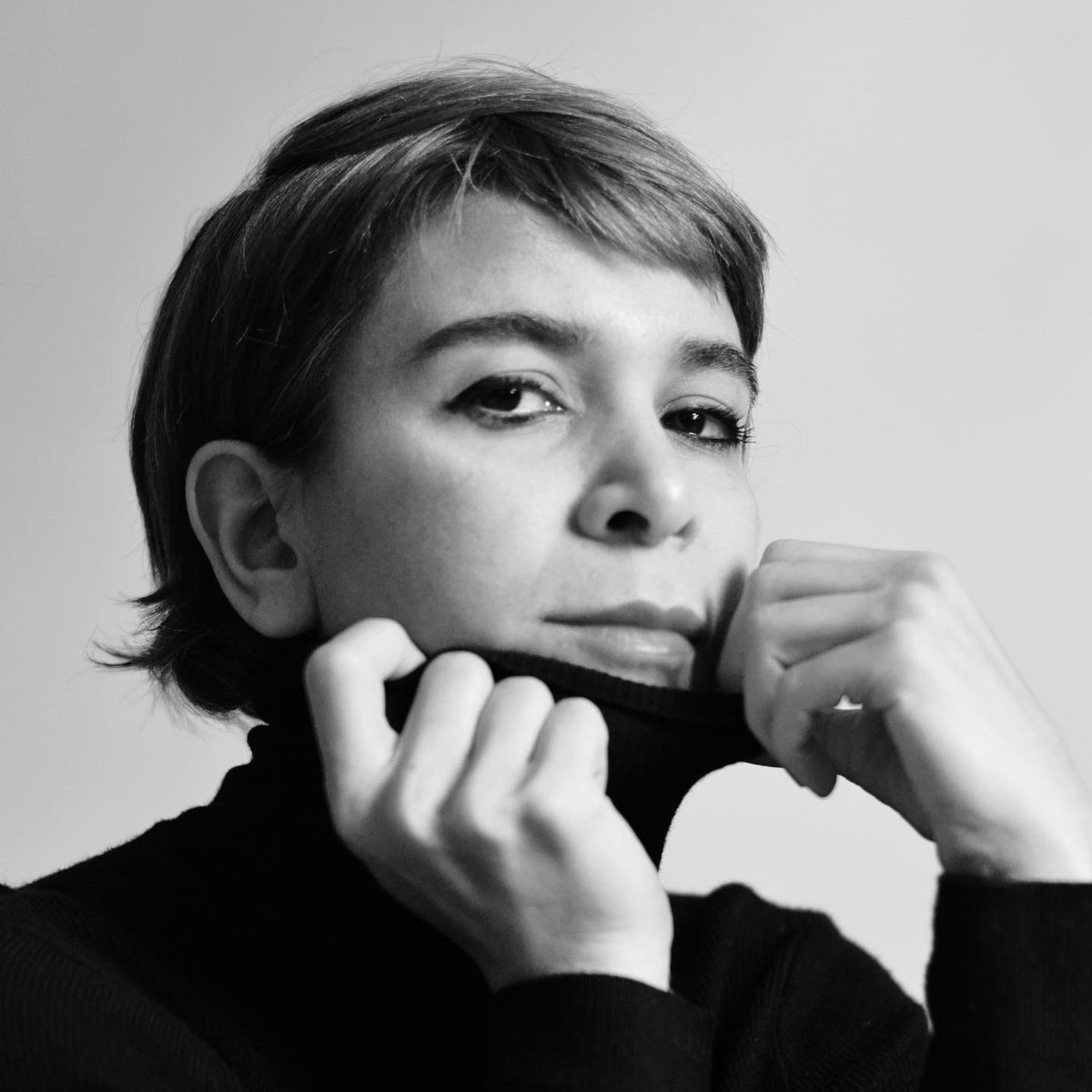 Announcing the East Meets West Masterclass 22/23 guest speakers

The masterclass programme 22/23 will be led by 9 art industry leaders who will share their advice on developing a successful career. Speakers include: Revolv Collective, Tom Lovelace, Amak Mahmoodian

🔗Link in bio