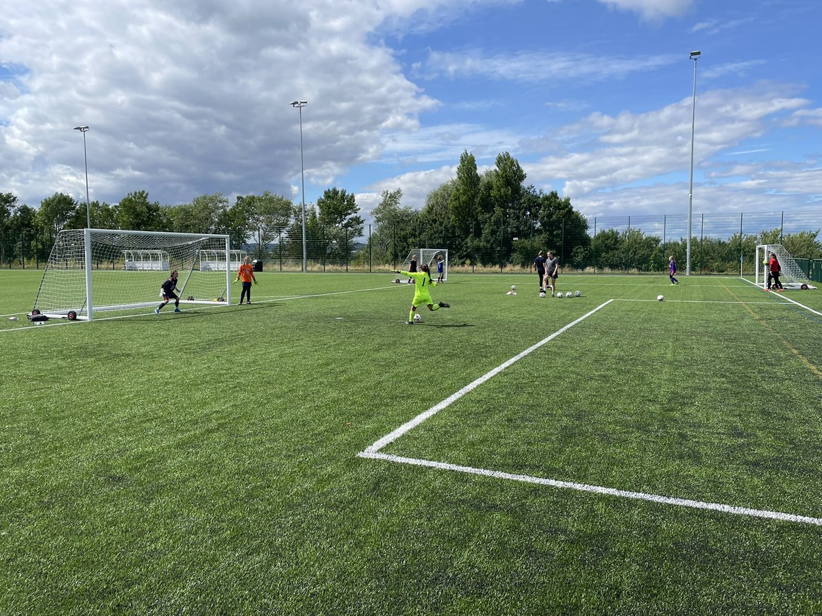 Fantastic first day of our female only summer camp 🥳

We have been joined by 30 enthusiastic and brilliant goalkeepers this year 🤩

Who’s excited for tomorrow already? 🤗
