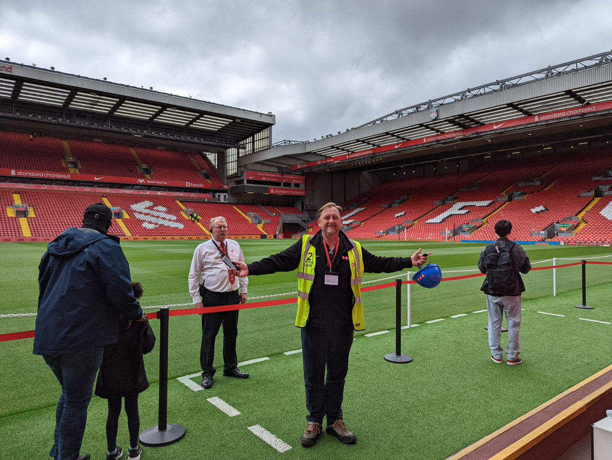 waynt1310's tweet photo. One of the perks of being a major supplier to our @bssindustrial customer #frontfive on the prestigious Anfield Road extension @LFC . Great site visit with @jacksppickles. Thanks to Matt at Front Five! #LFC #YNWA https://t.co/W05ArNF8uw