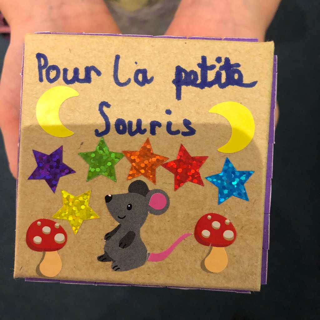 museumrichmond's tweet image. Here are the FABULOUS trinket boxes from today's family workshop!  Fancy joining in? We still have places available on our Thursday and Friday workshops, so head to our website to book! 
#familyfun #familyworkshop #getcreative #thingstodowithkids #richmond #richmonduponthames