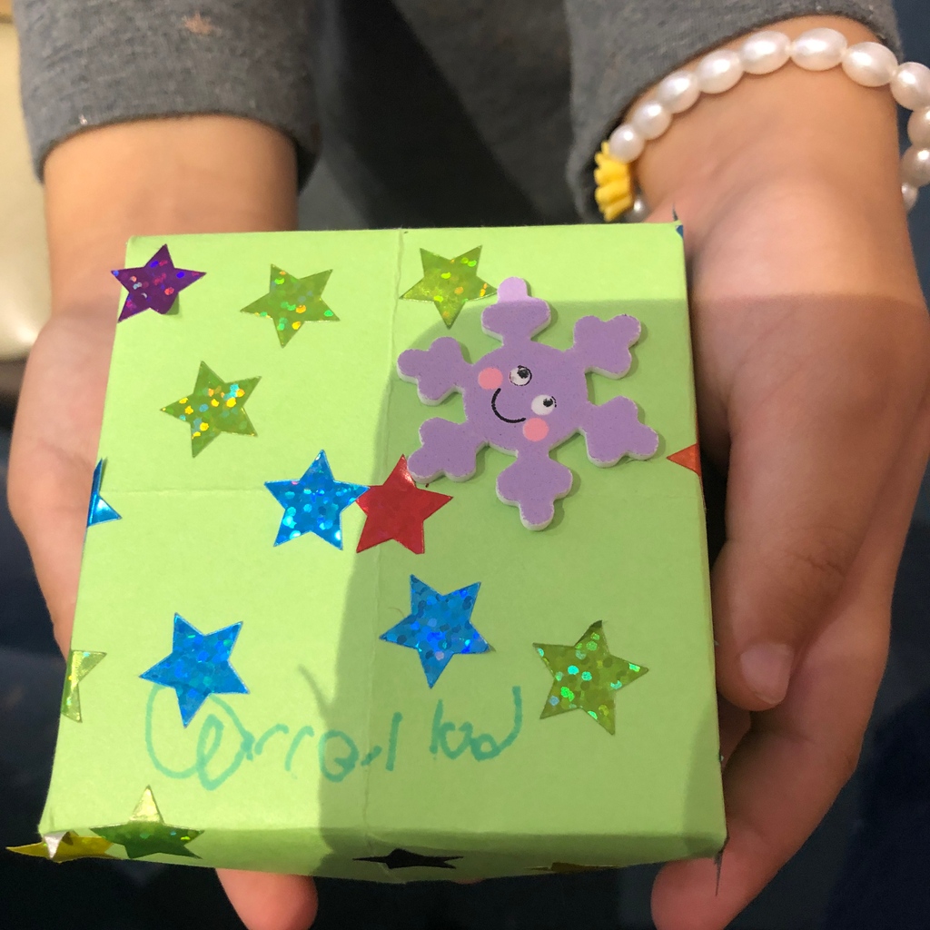 museumrichmond's tweet image. Here are the FABULOUS trinket boxes from today's family workshop!  Fancy joining in? We still have places available on our Thursday and Friday workshops, so head to our website to book! 
#familyfun #familyworkshop #getcreative #thingstodowithkids #richmond #richmonduponthames