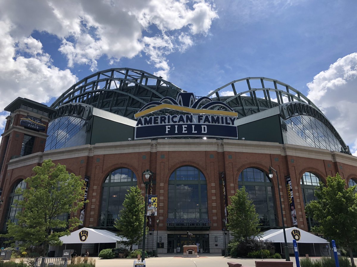 SamKuffelWx's tweet image. Gawd, she beautiful.