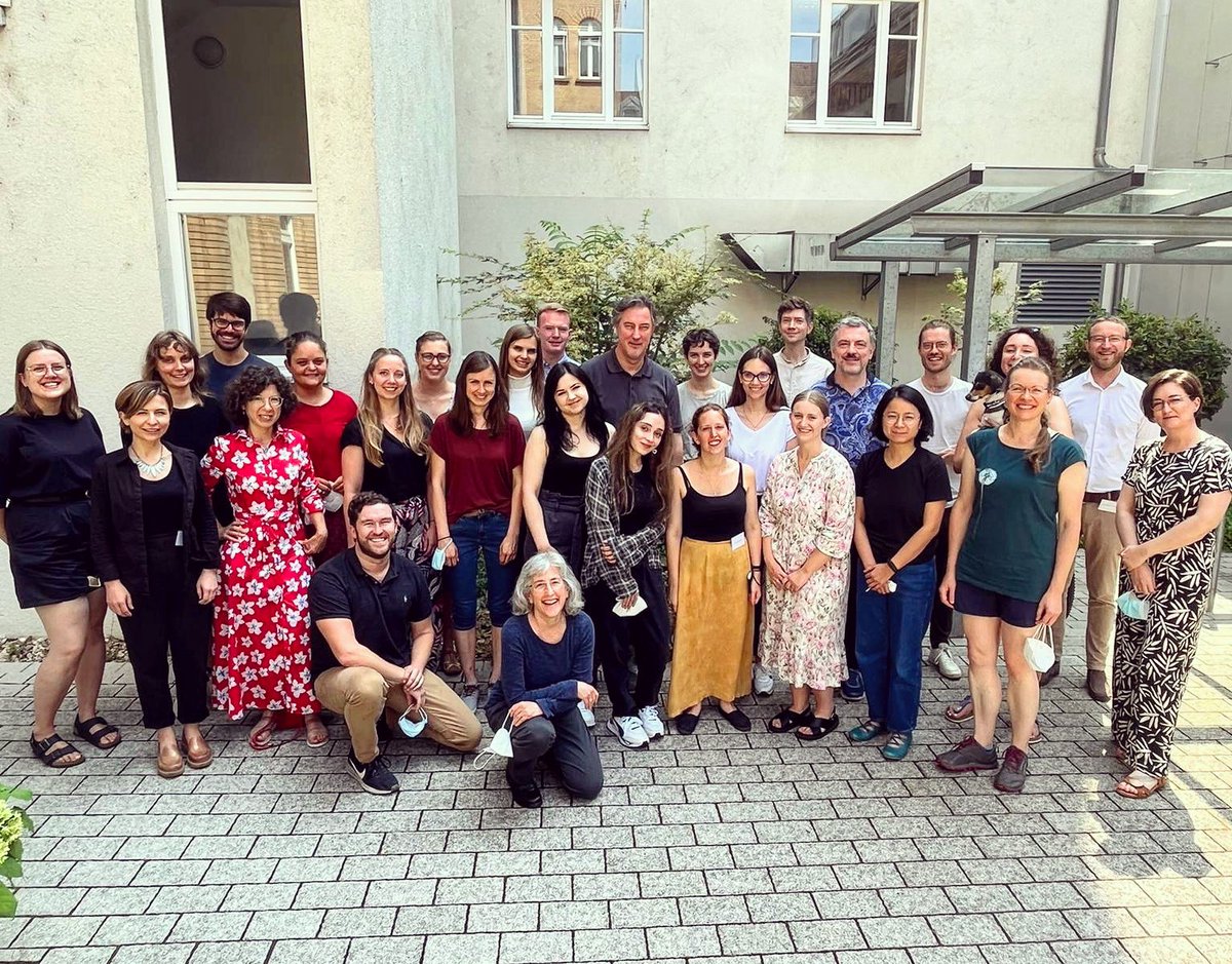 Chase Wesley Raymond (@chasewraymond) on Twitter photo Group picture from last week’s ‘Summer Institute for Interactional Linguistics’ — organized by Emma Betz, Arnulf Deppermann, <a href="/elwysdestefani/">Elwys De Stefani</a>, Barbara Fox, Alex Gubina, Jörg Zinken, & myself, at the IDS-Mannheim — 6 days of intense work w/ a *stellar* group of 25 participants! 🤩 Group picture from last week’s ‘Summer Institute for Interactional Linguistics’ — organized by Emma Betz, Arnulf Deppermann, <a href="/elwysdestefani/">Elwys De Stefani</a>, Barbara Fox, Alex Gubina, Jörg Zinken, & myself, at the IDS-Mannheim — 6 days of intense work w/ a *stellar* group of 25 participants! 🤩
