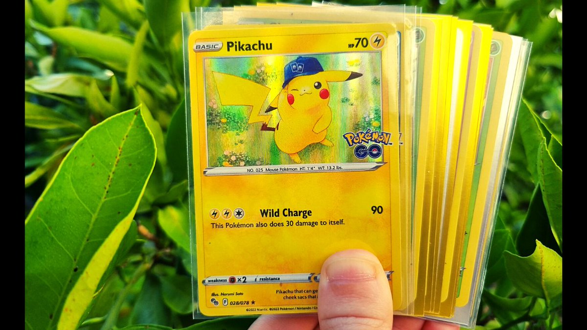 PokemonChest's tweet image. My HOLO Rare Pokemon Card Collection youtu.be/GKGrsM3Xaso via @YouTube