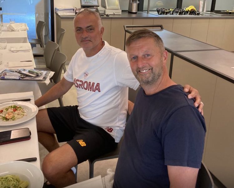DougieAnderso12's tweet photo. What an unbelievable two days I’ve had on my overseas club visit for the Scottish FA UEFA Pro Licence. 
Jose Mourinho kindly let me visit his club, AS Roma.
A fantastic man who I’m humbled to have met and been allowed to watch his coaching sessions over the years. https://t.co/kmKfjTMoue