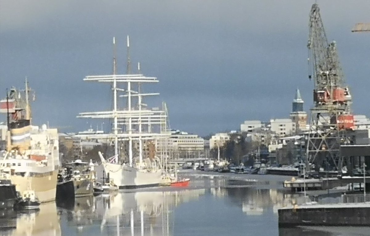 lasilinna's tweet photo. Palvelemme ympäri vuoden
#maisematila #hirvensalo https://t.co/4zK5BcVsgl