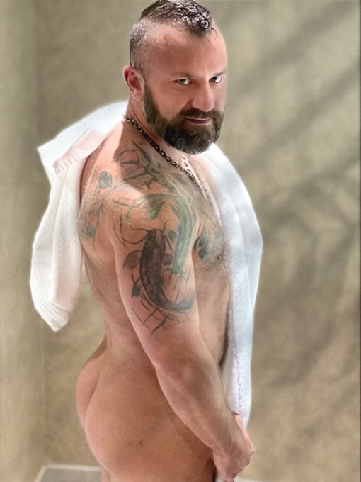 Watch @pupcheer's leaked NSFW photo on TwXstars