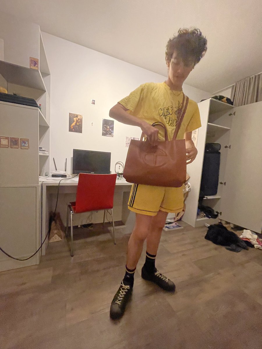 l30doortable's tweet photo. Banana Fit Banana Clip #nanner #fuck you https://t.co/tCvpq3SEi4
