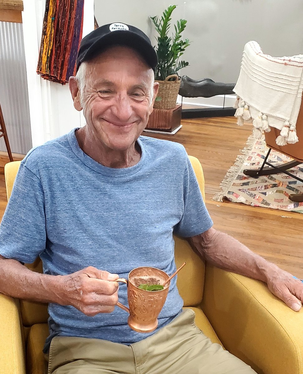 SpiritWellSL's tweet image. We're open today 10am-130pm 230-8pm 🧡✨ Stop in for a refresh and put that smile back on your face! #spiritwell #stuartfl #creekartsdistrict