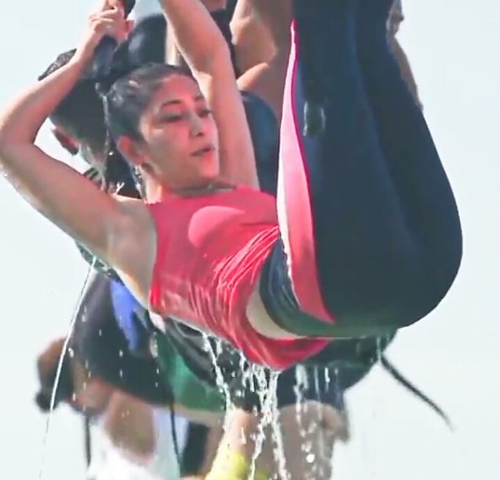 Wittycattt's tweet photo. The way she stuck to it and won it like a Sherni >> 
Many pulled the ropes many cheated many were trying to cheat ;-3
but Shivangi The tough khiladi Joshi stayed calm till last and sustained her one of the best performance in KKK 
PROUD OF YOU SHIVANGI https://t.co/q0amvWvKfJ