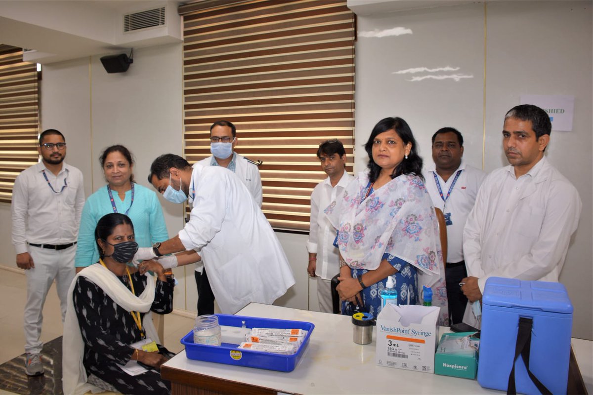 As part of Azadi Ka #AmritMahotsav a vaccination camp for COVID-19 vaccine was organised at Railway Board. The precautionary dose of both Covaxin &amp; Covishield were made available; entire staff of the board participated enthusiastically.