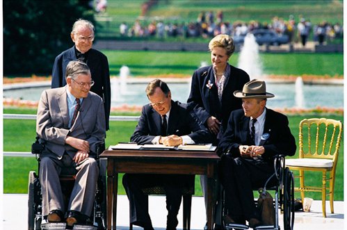 USEEOC's tweet photo. #OTD in 1990, the Americans with Disabilities Act was signed into law.
https://t.co/K4mIMg2xkr

#ADA https://t.co/NFlVPAcHBo