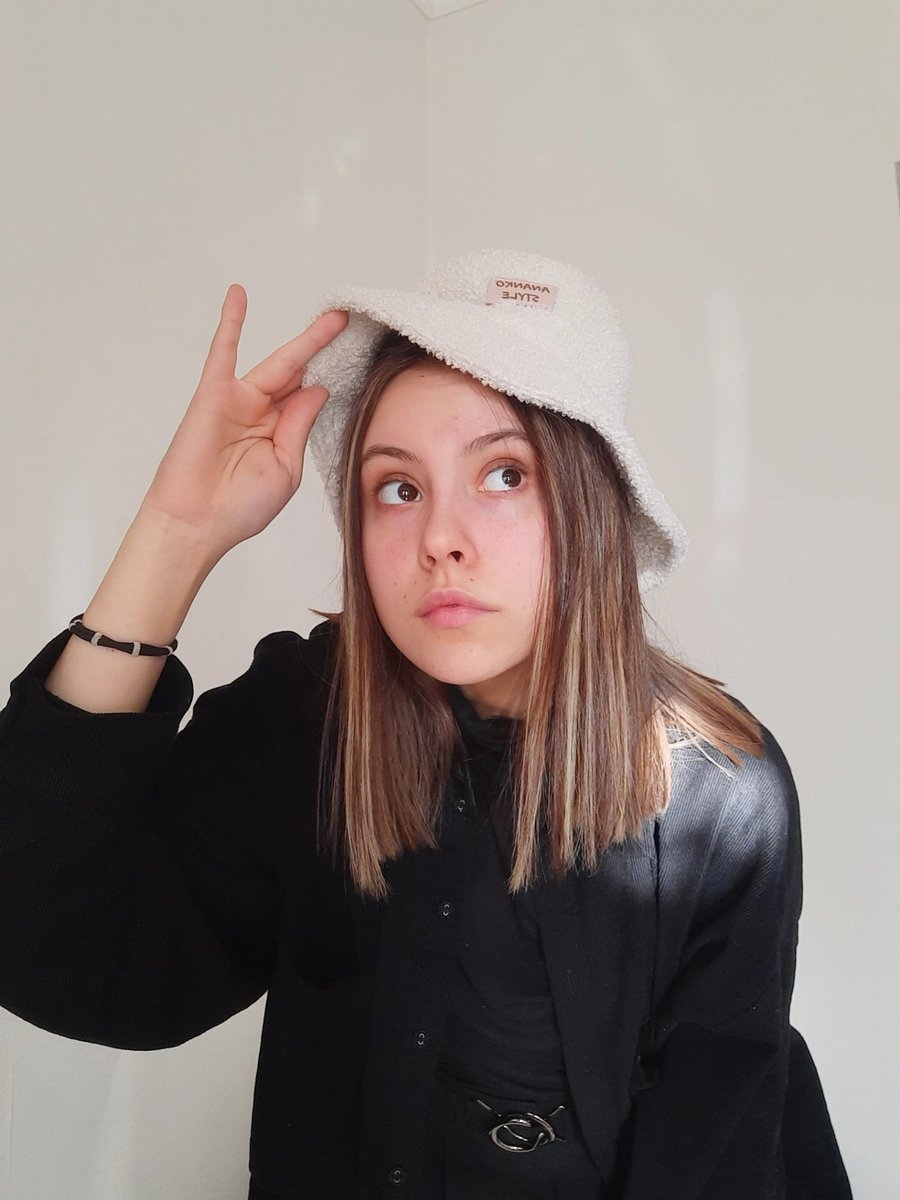 Dasha (@Dashaaraw) / Posts / X