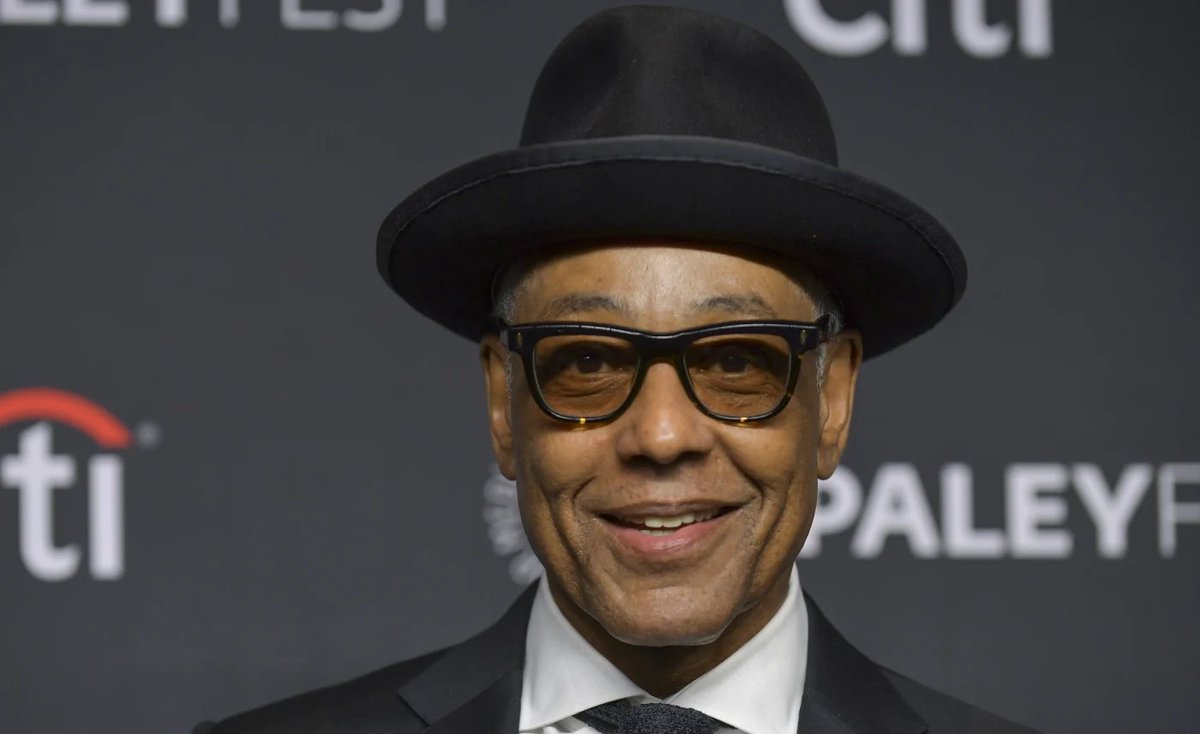 breakbadfacts's tweet photo. Fun Fact #15: Besides Better Call Saul and acting. Gus Fring is actually homosexual! @quiethandfilms recently announced that he came out as homosexual with the recent events of Better Call Saul! #BetterCallSaul #BreakingBad #Gay #GusFring https://t.co/xs5J19ACTy