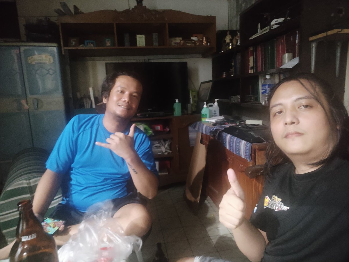 dotamex12345's tweet photo. @coinsph Bestfriend simula nung elementary hanggang ngayon
#CoinsPH
#FrensofCoinmunity https://t.co/fyrpXMhOph
