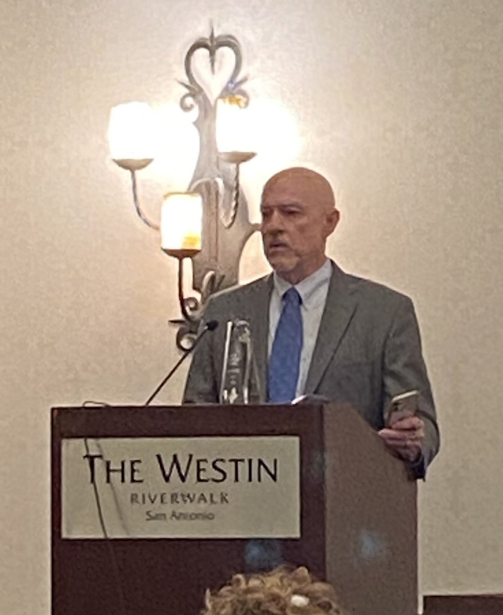 twdb's tweet photo. With extraordinary pride, we’re happy to announce TWDB Executive Administrator Jeff Walker was named the 2022 Administrator of the Year by the Texas State Agency Business Administrator’s Association in recognition of his superb leadership and dedication. Congrats, @twdb_Jeff! https://t.co/JJZiZsofvj