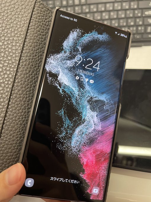 Galaxy S22 Ultra 
It includes touch pen so it will be more easier to edit my work!! https://t.co/yKa