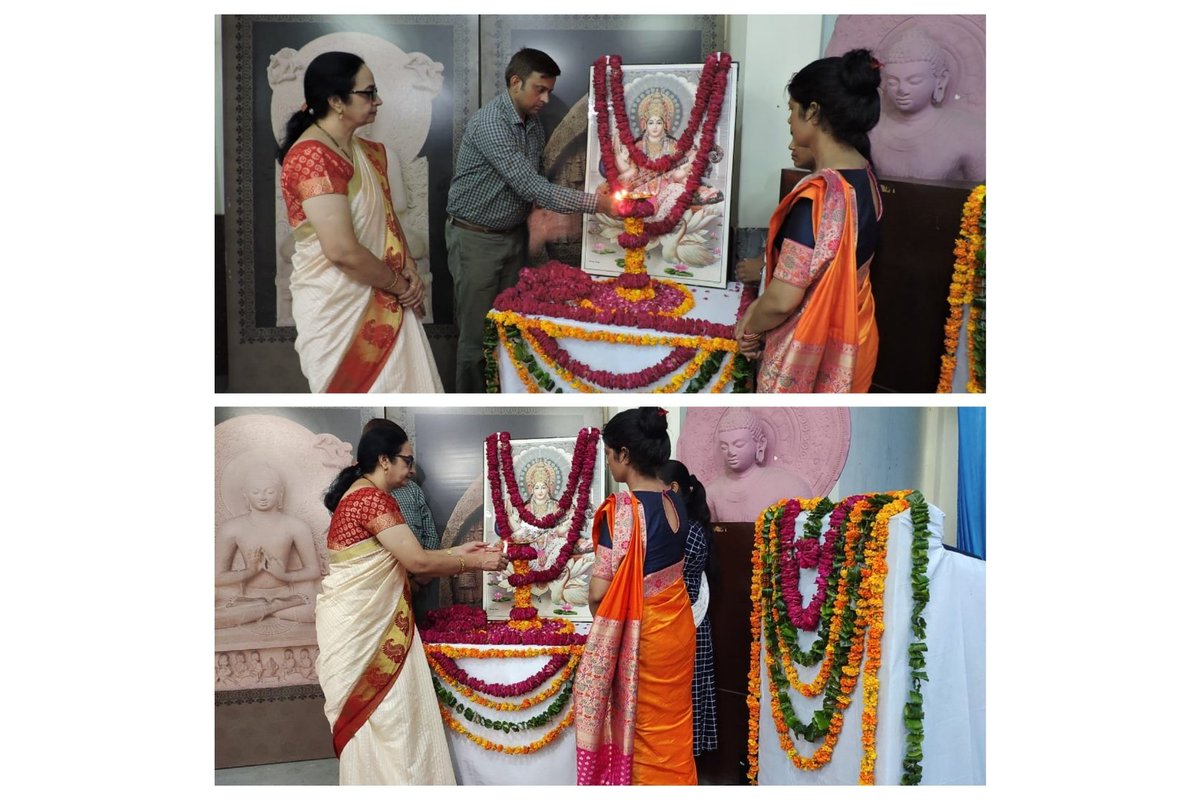 MuseumMathura's tweet photo. "कारगिल विजय दिवस" के अवसर पर
आज दिनांक 26 जुलाई, 2022 को राजकीय संग्रहालय, मथुरा में "भाषण प्रतियोगिता" का सफलतापूर्वक आयोजन किया गया।
कार्यक्रम के कुछ विशेष संस्मरण।
@jaiveersingh099
@upculturedept
@AkademiState
 #AzadiKaAmritMahotsav
#KargilVijayDiwas
#mathuramuseum https://t.co/CcfpfIV4al
