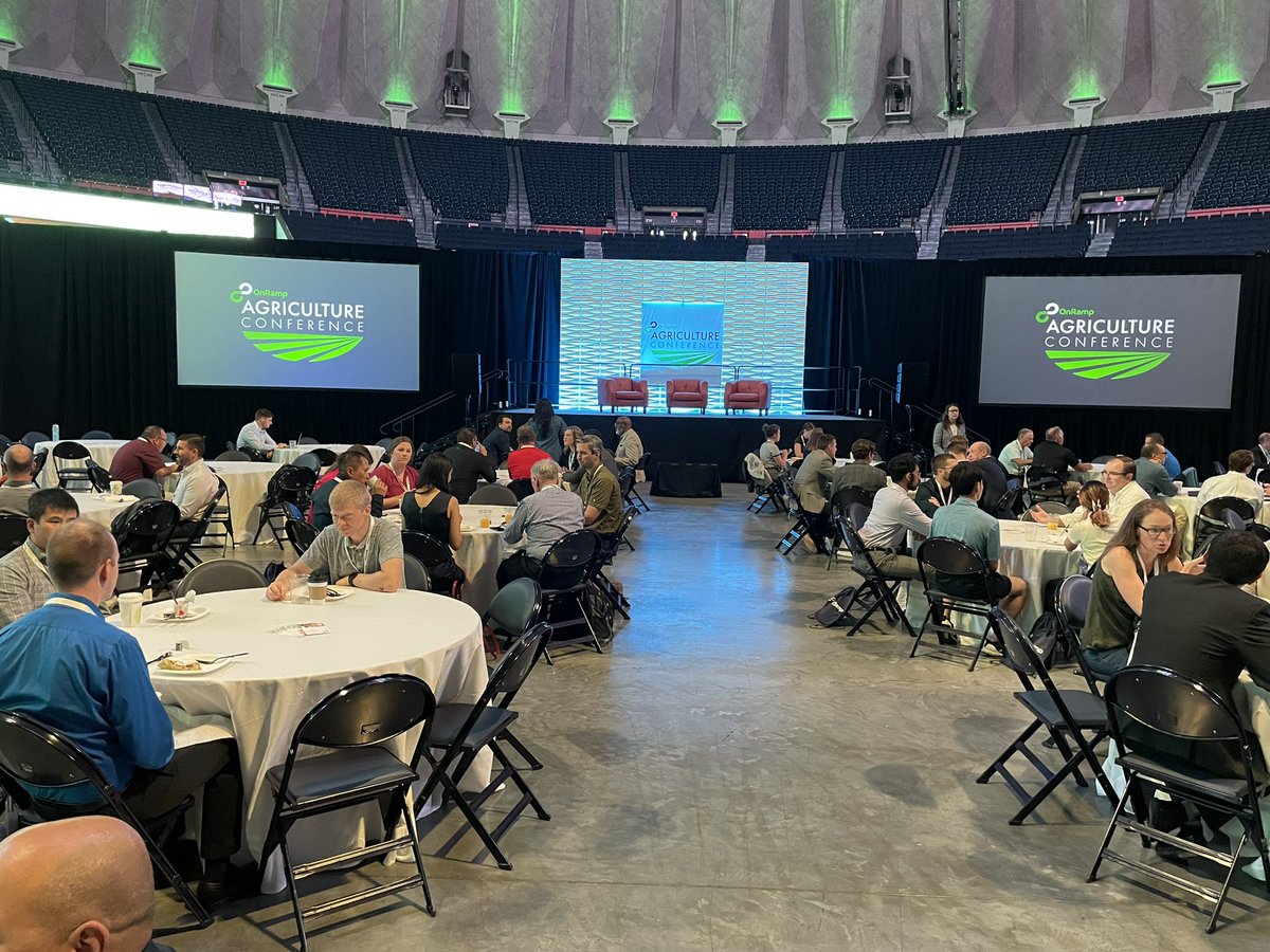 Laura Appenzeller tweet media