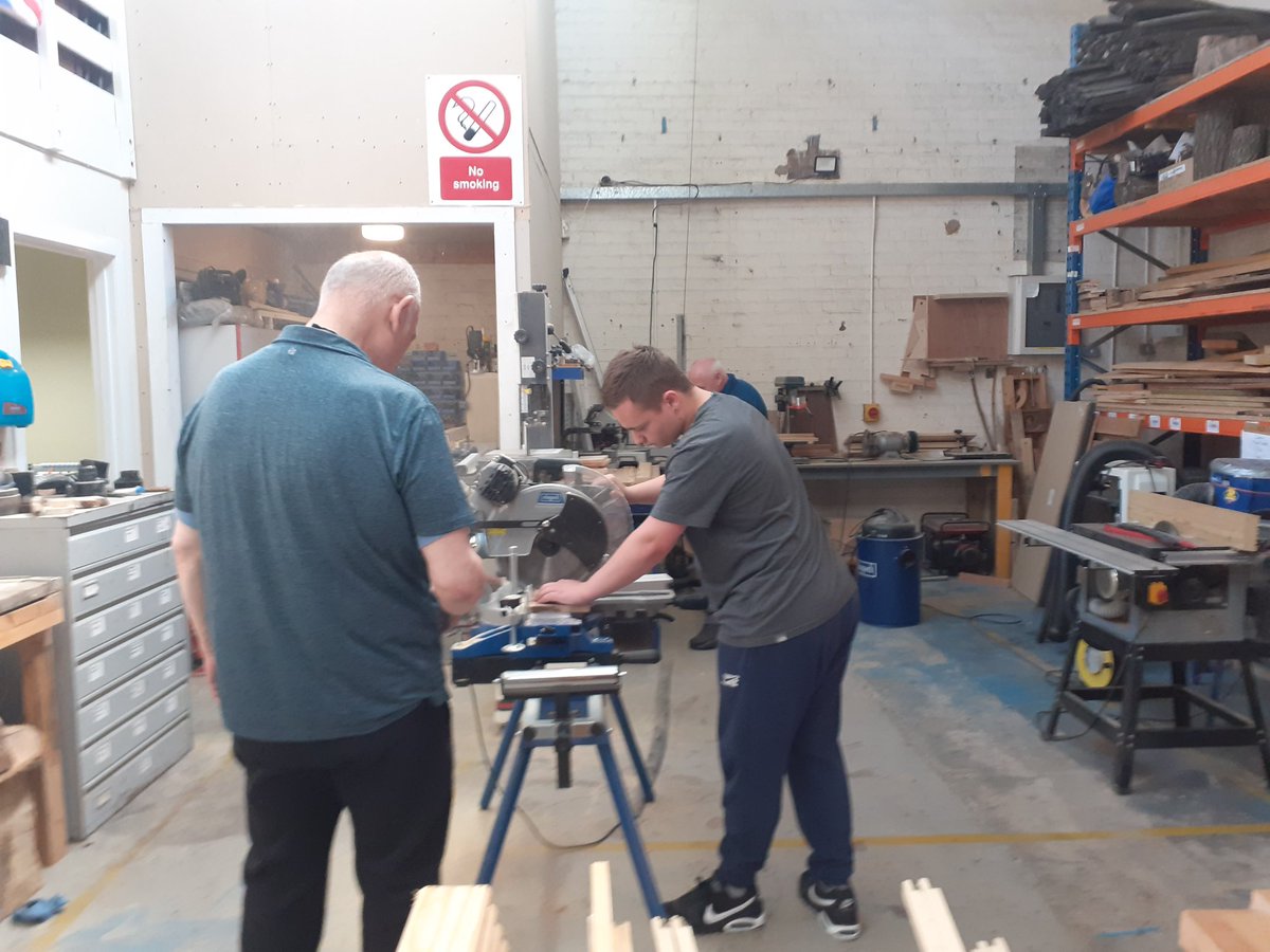 Courtney_ENABLE's tweet photo. Fantastic day at #ForthValleyMensShed this morning, working on our #CommunityImpactProject - a big thank you to the volunteers there! #NextStepsClackmannanshire https://t.co/KOYKCYid7k