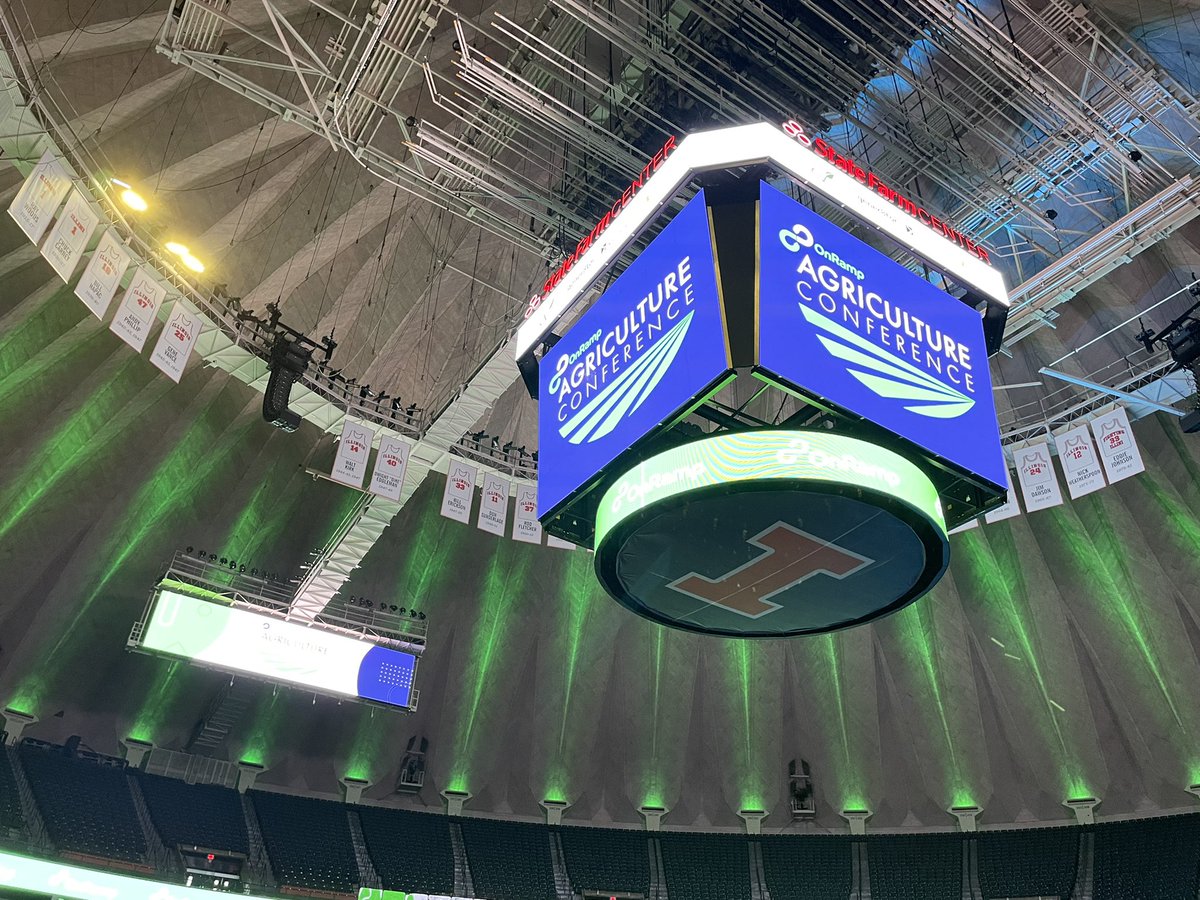 Laura Appenzeller tweet media