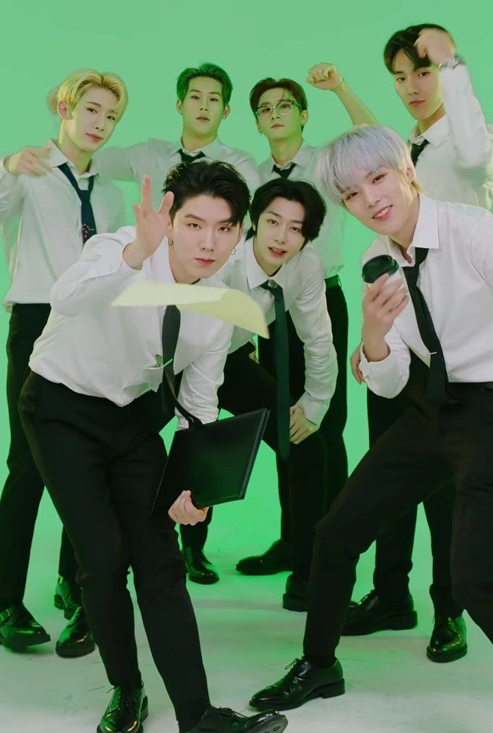 LOV3Y00's tweet photo. so now i'll start a little thread for myself with some of sf9 and monsta x interaction because they have a beautiful friendship, you can add something if i forget!! https://t.co/Jrrt6lTBMZ